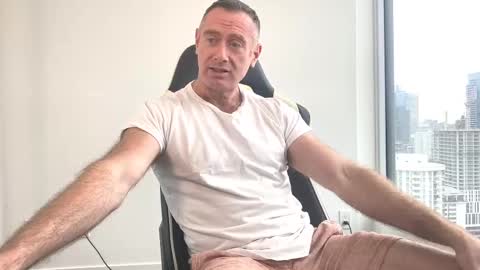 Donny online show from 10/13/25, 03:01