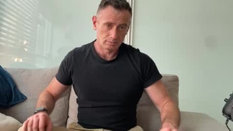 Donny online show from 11/21/25, 10:19