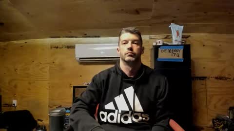 Snapshot of dontfeedthetrolls chatting on 01/15/26, 12:48 dontfeedthetrolls online show from 01/15/26, 12:48