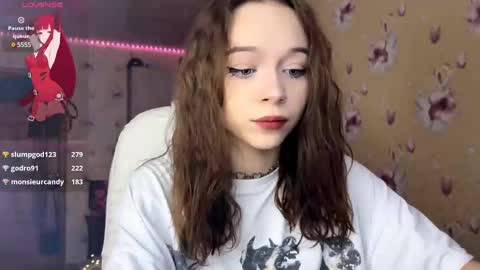 Nicole online show from 12/18/24, 03:33