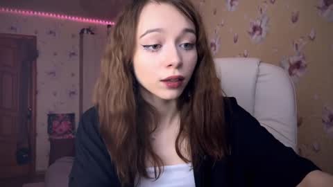 Nicole online show from 02/20/25, 03:41