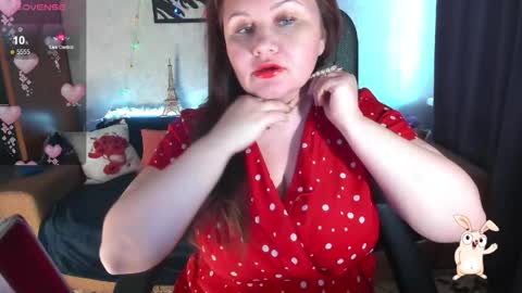 Dora online show from 04/12/26, 01:49