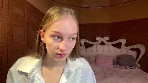 Anika online show from 03/29/26, 08:47