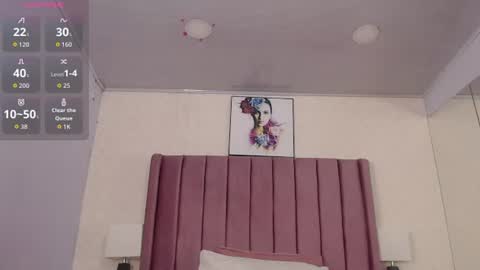 Snapshot of dorettaacreman chatting on 06/20/26, 01:47 Anny online show from 06/20/26, 01:47