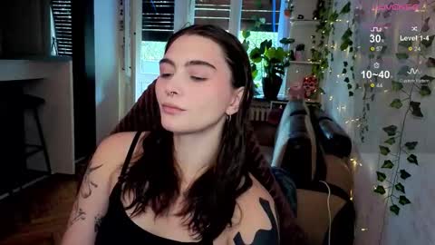 Alice online show from 10/09/25, 08:12