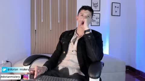 dorian_mystery online show from 07/16/26, 11:00