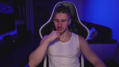 Dorian Reyes online show from 11/03/25, 03:08