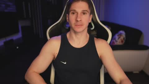 Dorian Reyes online show from 03/15/26, 09:32