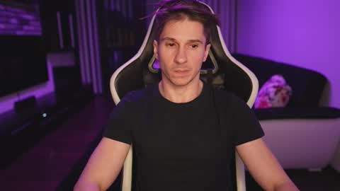 Dorian Reyes online show from 03/21/26, 01:43