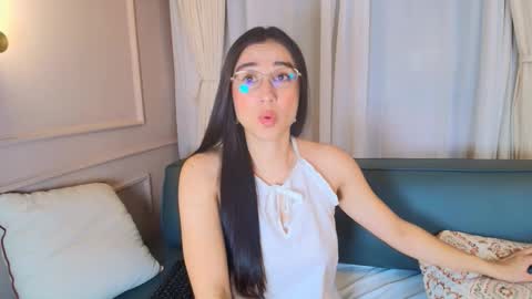 dorothy_valerisse online show from 03/18/26, 10:40