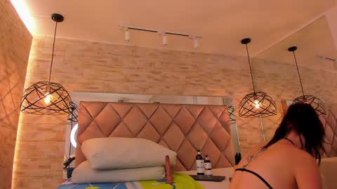  DOROTHY online show from 01/21/25, 03:15