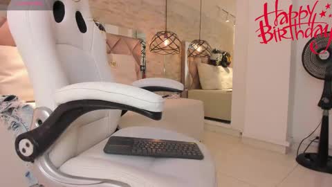  DOROTHY online show from 03/01/25, 06:03