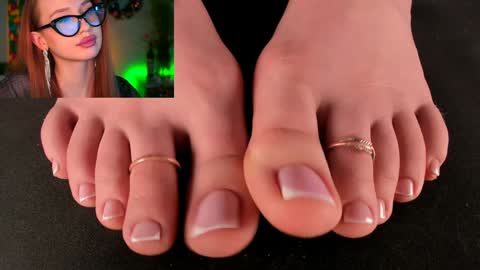 Snapshot of dorothygilbert chatting on 12/21/24, 03:31 Next stream November 24 online show from 12/21/24, 03:31