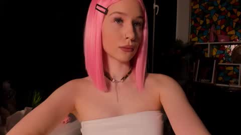 Snapshot of dorothygilbert chatting on 03/08/25, 01:47 Next stream November 24 online show from 03/08/25, 01:47