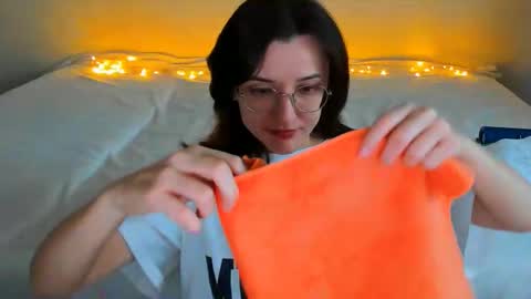 Your Dorotty online show from 12/05/25, 04:32