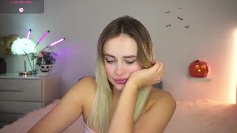 Amy online show from 10/26/25, 01:39