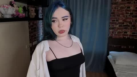 Dora online show from 03/29/26, 02:22