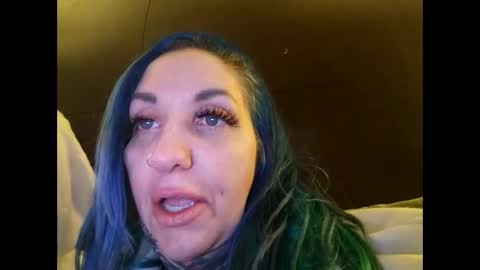 dosedgirl online show from 12/17/24, 06:35