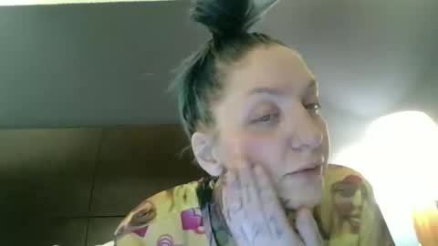 dosedgirl online show from 12/25/24, 05:16