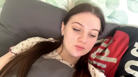 Snapshot of dosya2034 chatting on 04/12/26, 10:53 Dosya online show from 04/12/26, 10:53