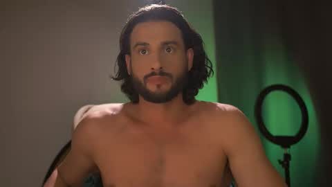 Keen online show from 10/11/25, 03:54