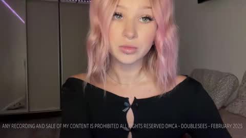 MOLLYYYY dont forget to give me a thumb up online show from 02/28/25, 01:14