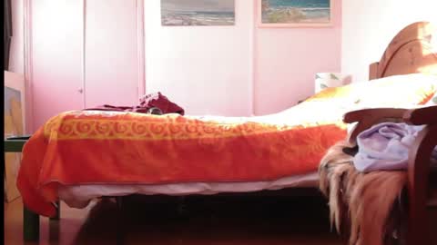 Lucia online show from 02/13/25, 08:48