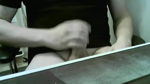 doudoudou online show from 10/27/25, 07:51