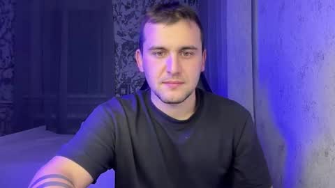 douglas_666 online show from 11/18/25, 07:29