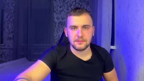 douglas_666 online show from 12/03/25, 09:13