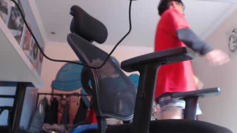 douglas_drake online show from 02/20/25, 07:52