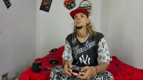 douglas_gallegos online show from 02/27/25, 07:44