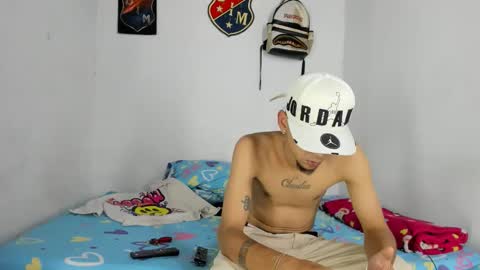 douglas_gallegos online show from 12/20/25, 06:48