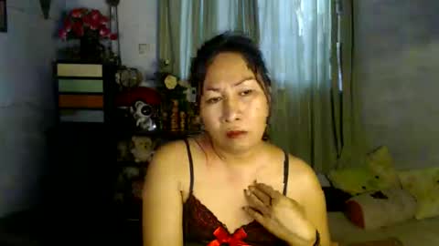 doyouwantme143 online show from 06/09/26, 07:42