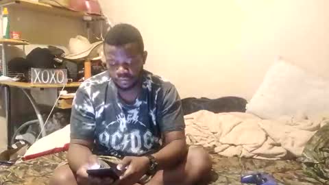 MrPirated online show from 02/26/26, 12:04