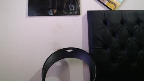 draco_boy2000 online show from 02/26/25, 12:38