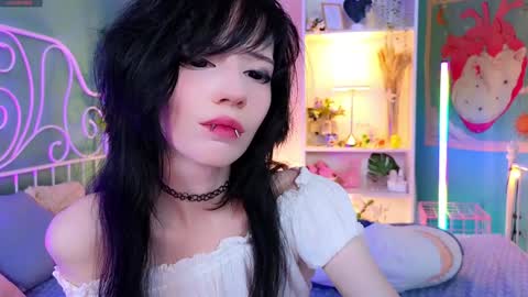 Snapshot of draculaura_ chatting on 12/06/24, 09:13 Draculaura online show from 12/06/24, 09:13