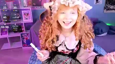 Snapshot of draculaura_ chatting on 06/14/26, 11:01 Draculaura online show from 06/14/26, 11:01