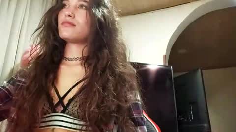draculina69 online show from 12/12/24, 04:59