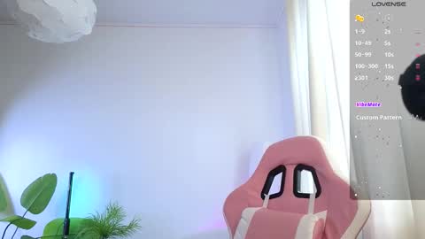 Lisbeth Salander online show from 11/16/25, 07:03