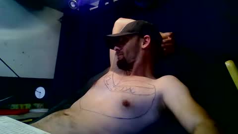 lovemachine online show from 03/02/26, 08:32