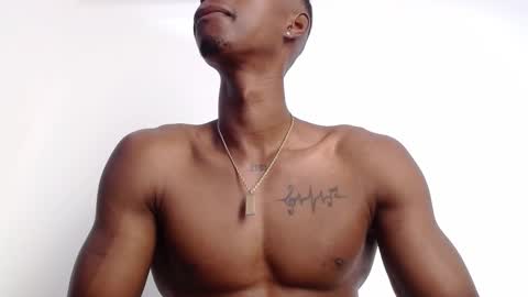 Drake 23 online show from 10/01/25, 01:50