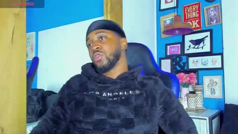 ---Drake--- online show from 10/01/25, 11:55