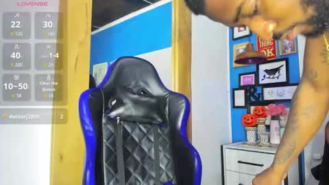 ---Drake--- online show from 10/28/25, 12:14