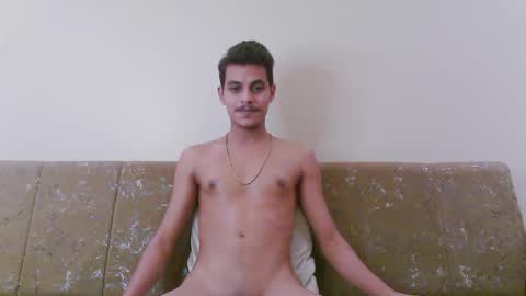 Snapshot of drake_runner chatting on 11/23/25, 11:37 Drake online show from 11/23/25, 11:37