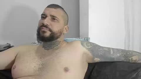 drake whitee Independent Model online show from 02/14/25, 04:37