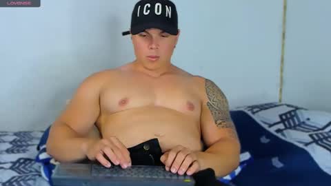 drake_xion1 online show from 02/22/25, 10:42