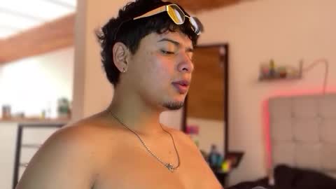 Snapshot of drakenn_ chatting on 02/17/26, 05:08 drakeeee online show from 02/17/26, 05:08