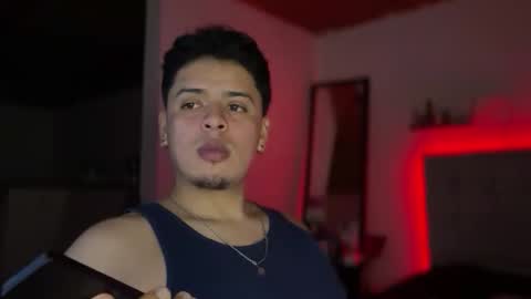 Snapshot of drakenn_ chatting on 02/26/26, 01:04 drakeeee online show from 02/26/26, 01:04