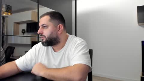 Draven A online show from 02/11/25, 03:40